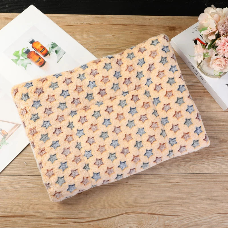 Warm Cute Dog/Cat Mat Blanket