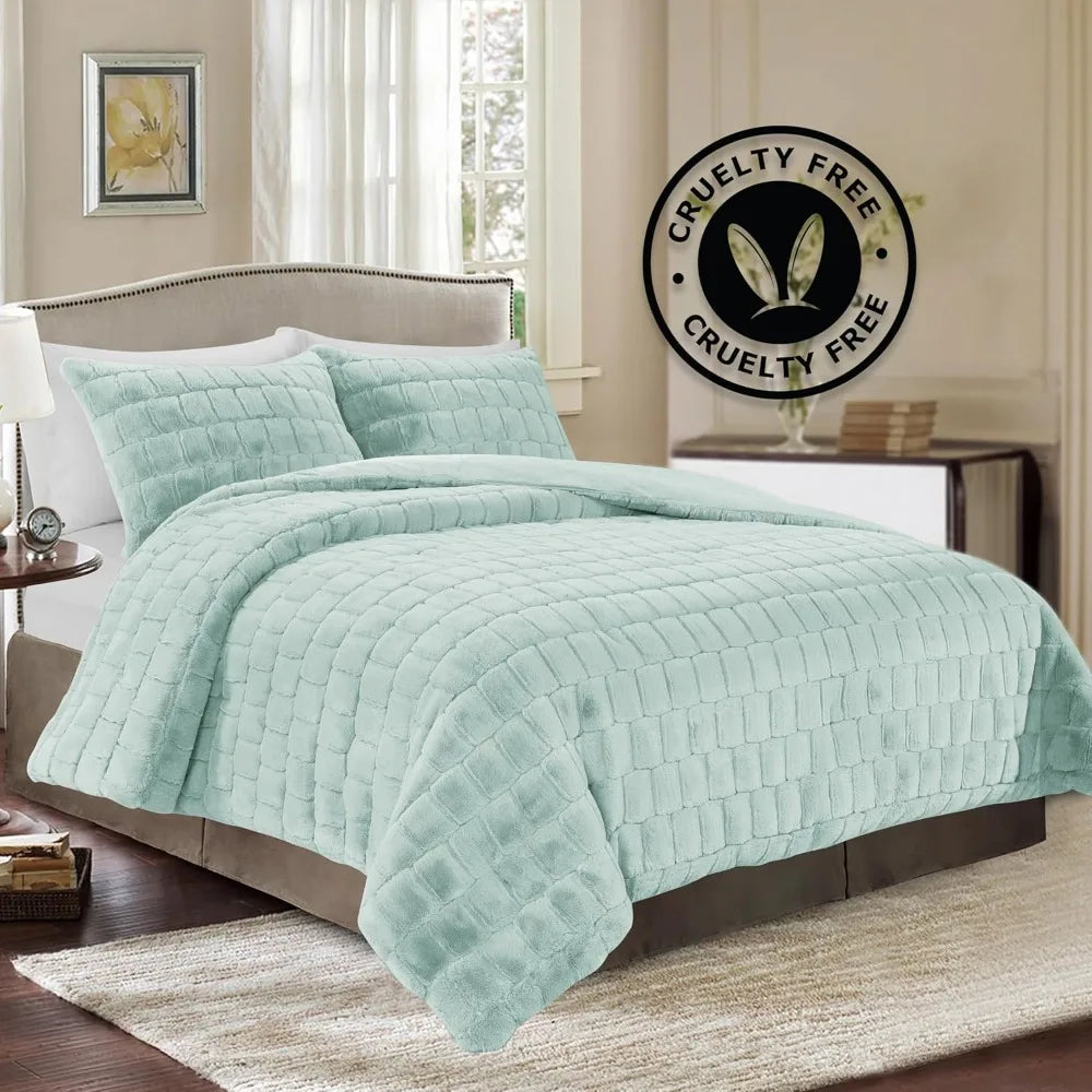 3-Piece Faux Fur Comforter Set