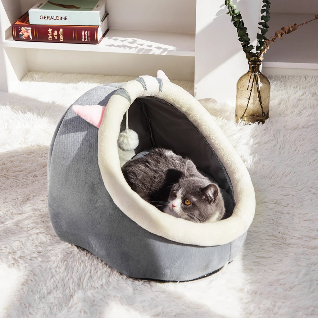 Warm Cute Comfortable Cat Bed