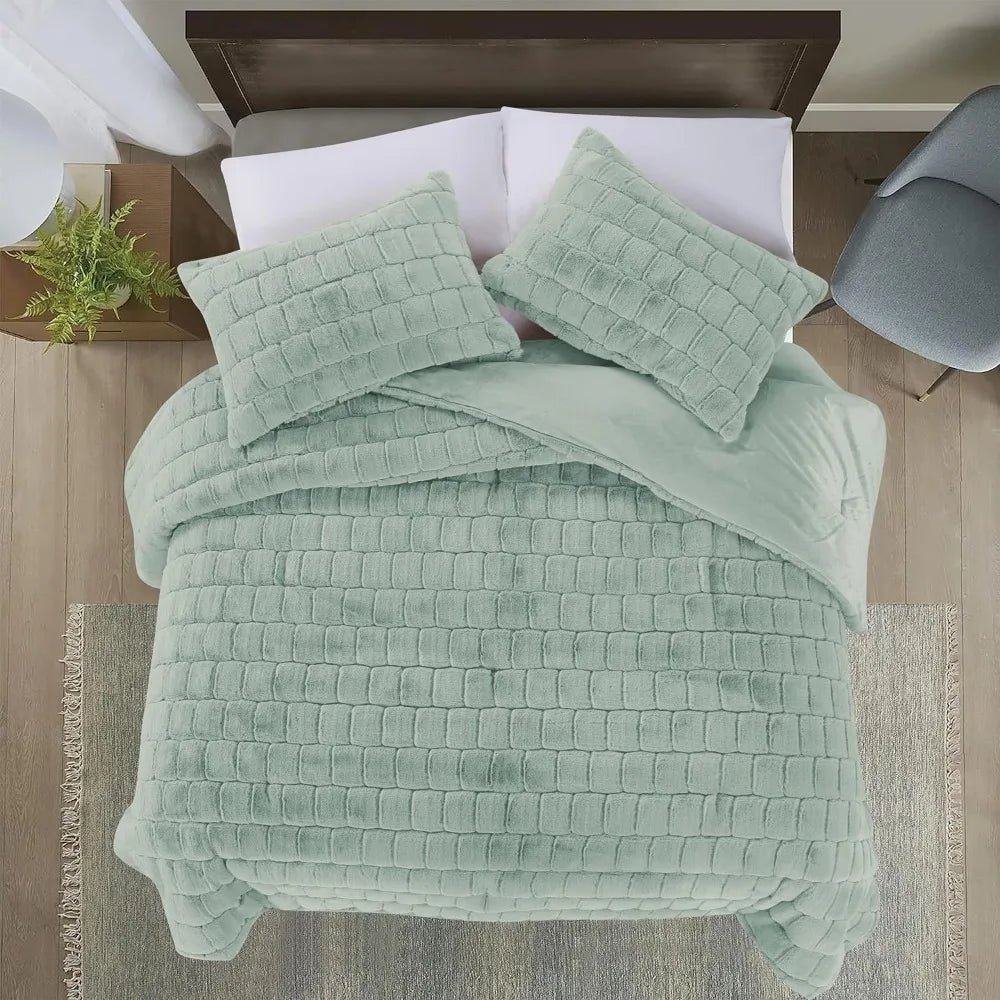 3-Piece Faux Fur Comforter Set