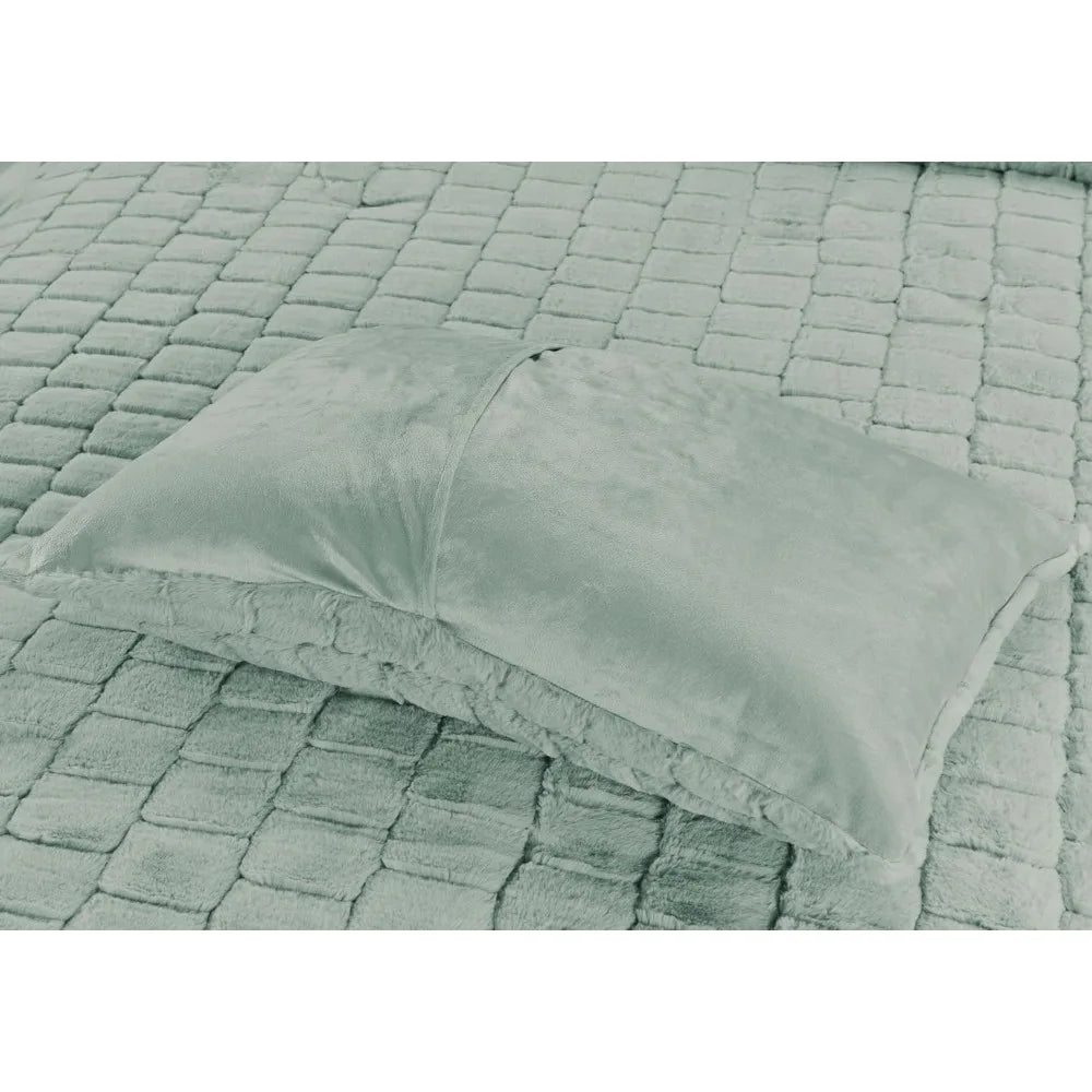 3-Piece Faux Fur Comforter Set